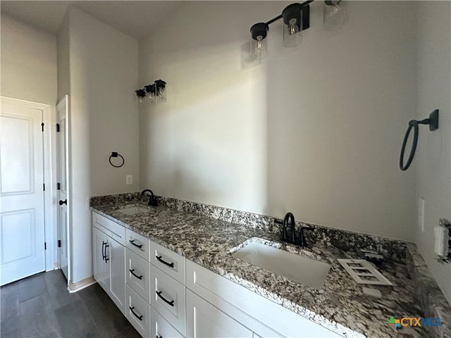 8912 Glade Drive, Temple, TX 76502