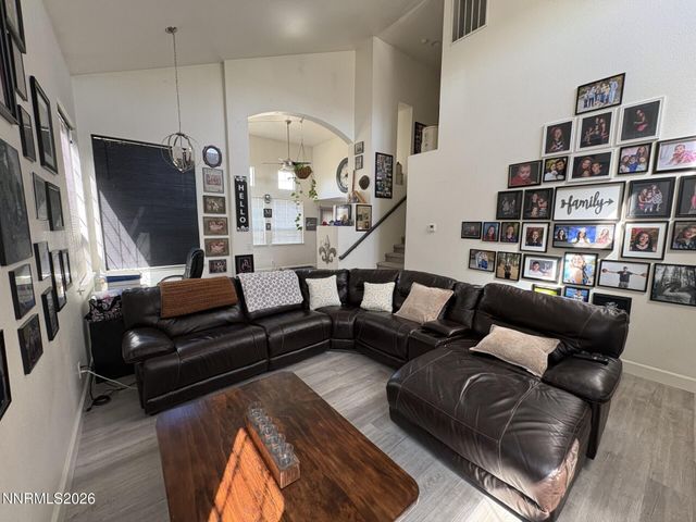 2794 Foxhill Drive, Carson City, NV 89706