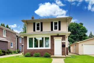 315 Douglas Avenue, Waukegan, IL 60085