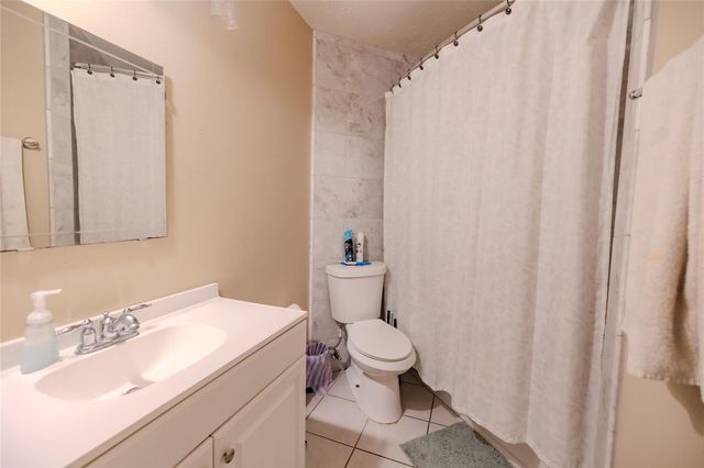 5414 Summer Oak Drive, Pasadena, TX 77505
