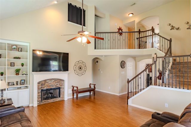 5414 Summer Oak Drive, Pasadena, TX 77505