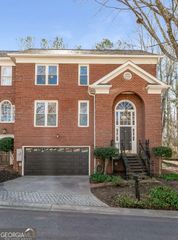 7155 Roswell Road 16, Atlanta, GA 30328