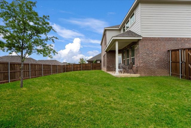 2203 Lannister Street, Mansfield, TX 76063
