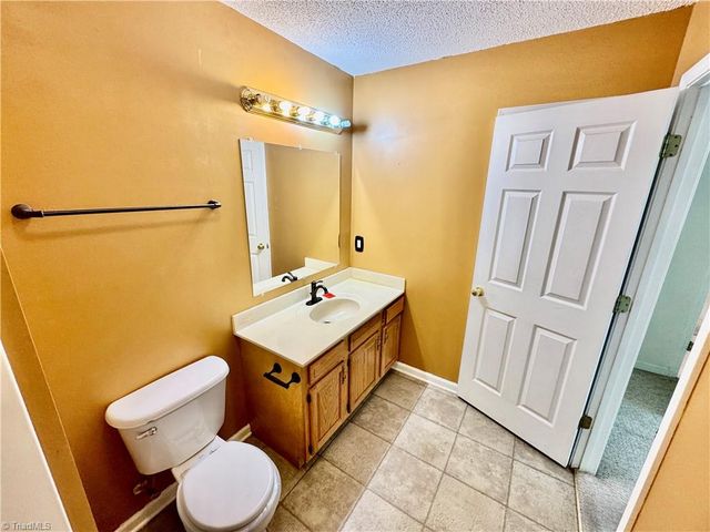 2391 Bellemeade Street, High Point, NC 27263