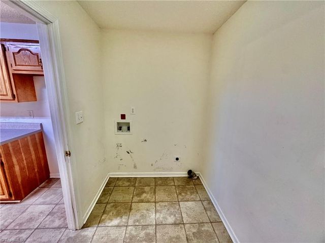 2391 Bellemeade Street, High Point, NC 27263