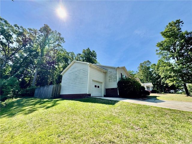 2391 Bellemeade Street, High Point, NC 27263