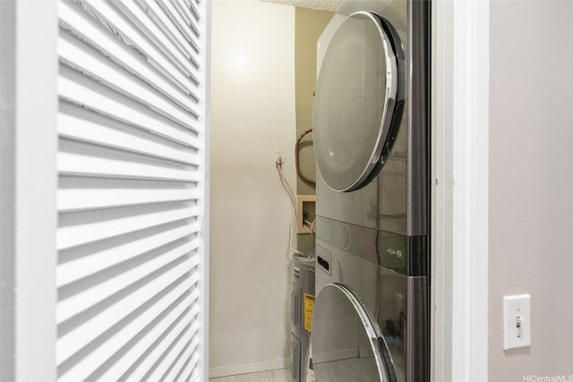 1020 Aoloa Place 311B, Kailua, HI 96734