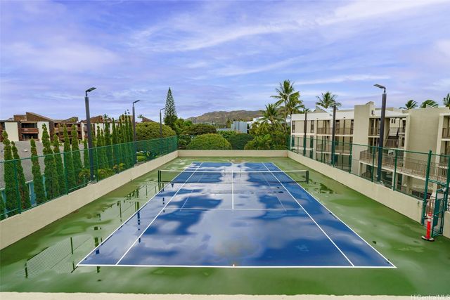 1020 Aoloa Place 311B, Kailua, HI 96734