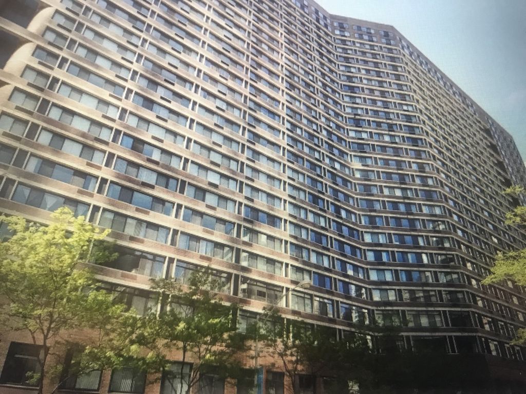 211 E OHIO Street 1608, Chicago, IL 60611