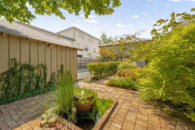 4009 Prescott Avenue, Dallas, TX 75219