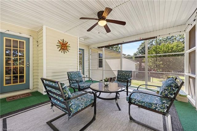 102 Brookhollow Lane, Archdale, NC 27263
