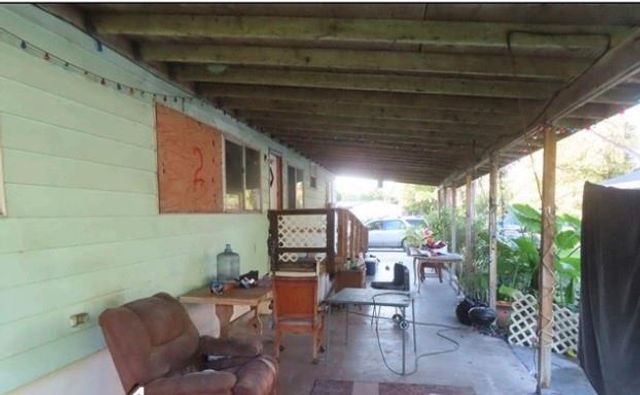 5889 NE 2nd St, Okeechobee, FL 34974