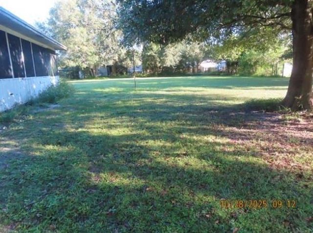 5889 NE 2nd St, Okeechobee, FL 34974