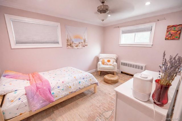 159 East Drive, Massapequa, NY 11758