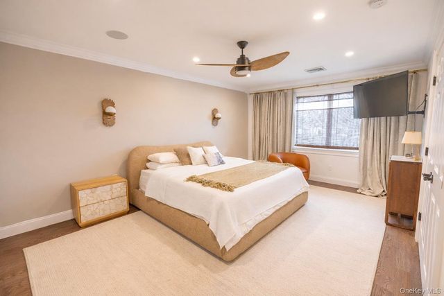 159 East Drive, Massapequa, NY 11758