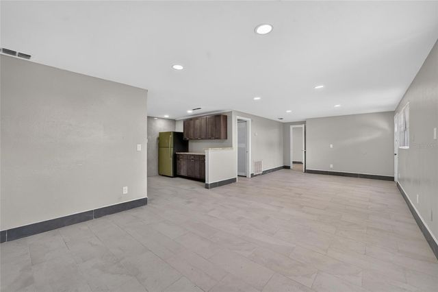 1703 E IDELL STREET, Tampa, FL 33604
