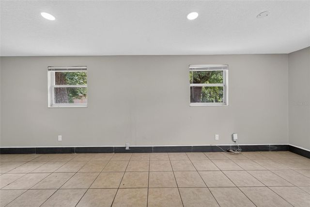 1703 E IDELL STREET, Tampa, FL 33604