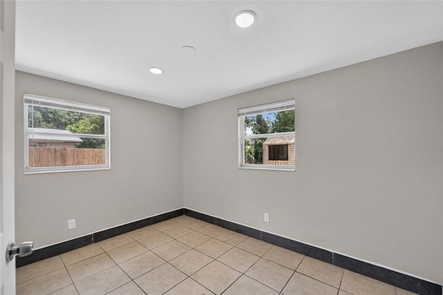 1703 E IDELL STREET, Tampa, FL 33604