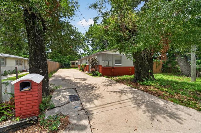 1703 E IDELL STREET, Tampa, FL 33604