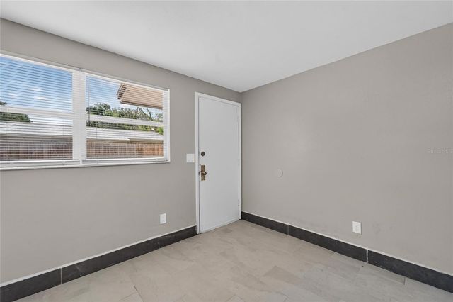1703 E IDELL STREET, Tampa, FL 33604