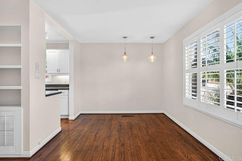 Image 11 of property listing at 1905 Catalina Boulevard, San Diego, CA 92107