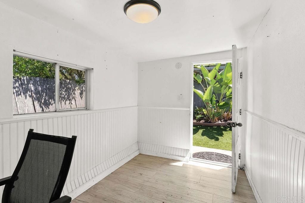 Image 40 of property listing at 1905 Catalina Boulevard, San Diego, CA 92107