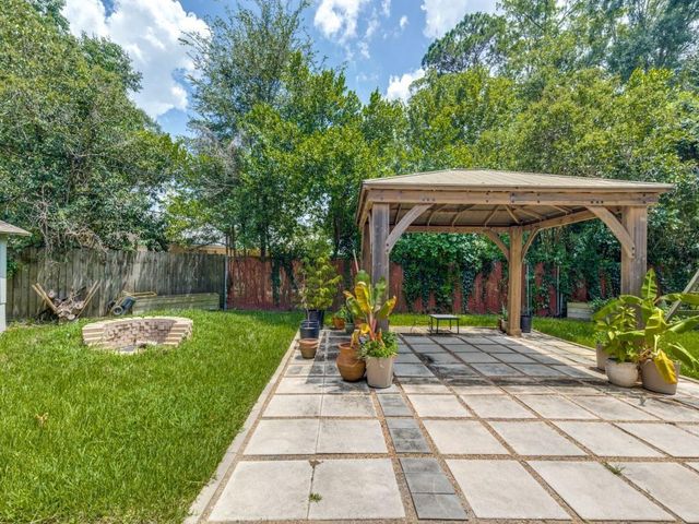 407 Lilly Boulevard, Conroe, TX 77301