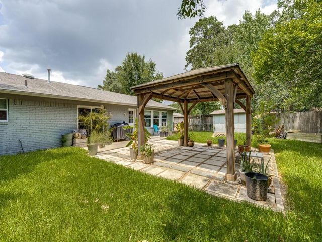 407 Lilly Boulevard, Conroe, TX 77301