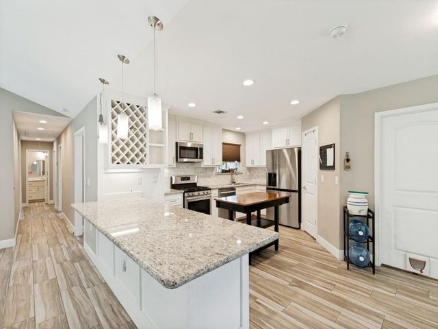 407 Lilly Boulevard, Conroe, TX 77301