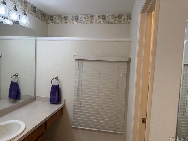 9181 W 7th Avenue, Lakewood, CO 80215