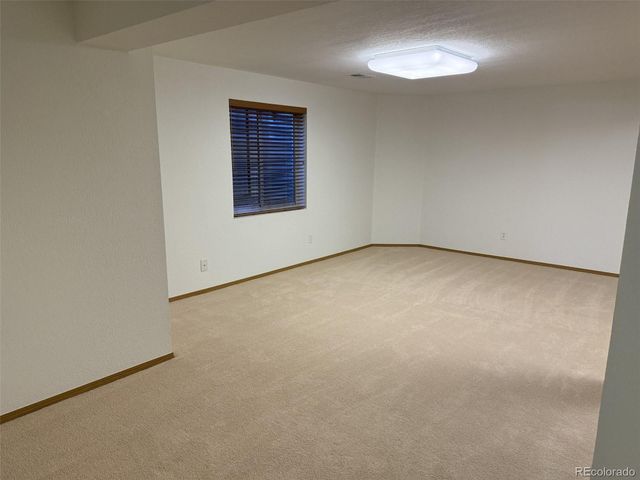 9181 W 7th Avenue, Lakewood, CO 80215
