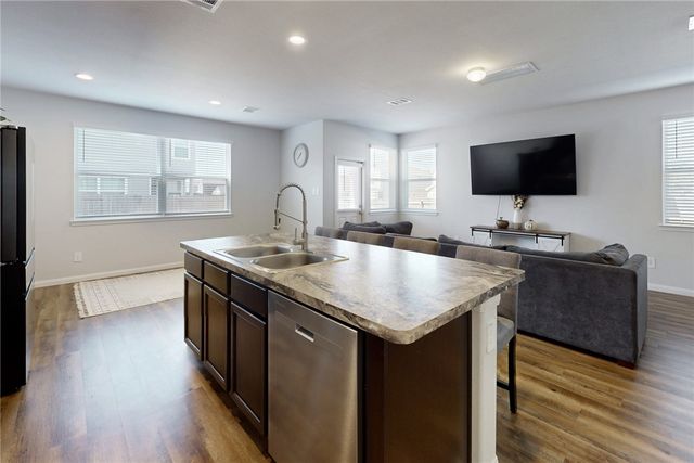 966 Harper Lane, Bryan, TX 77803
