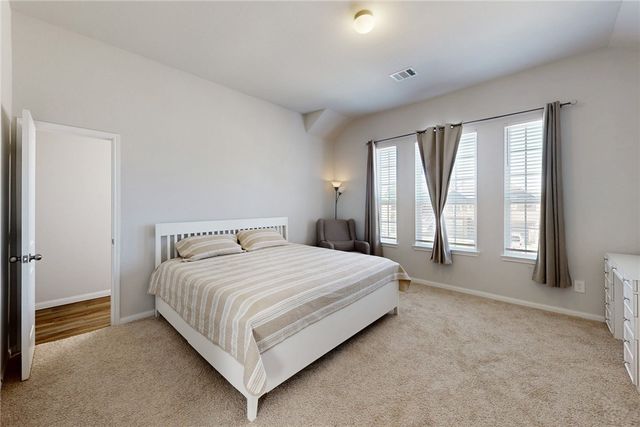 966 Harper Lane, Bryan, TX 77803
