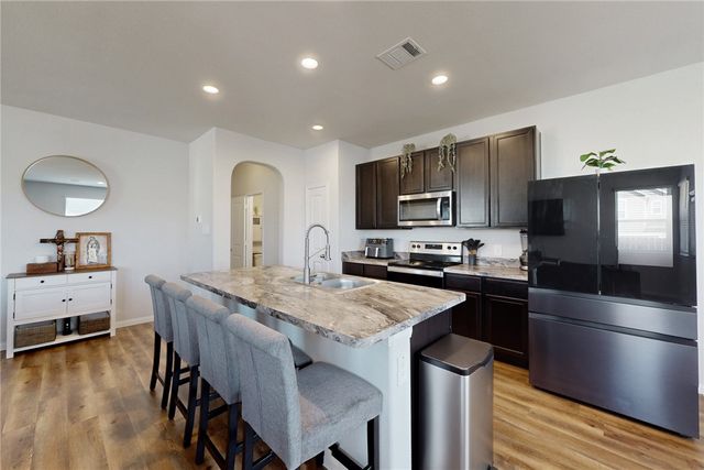 966 Harper Lane, Bryan, TX 77803