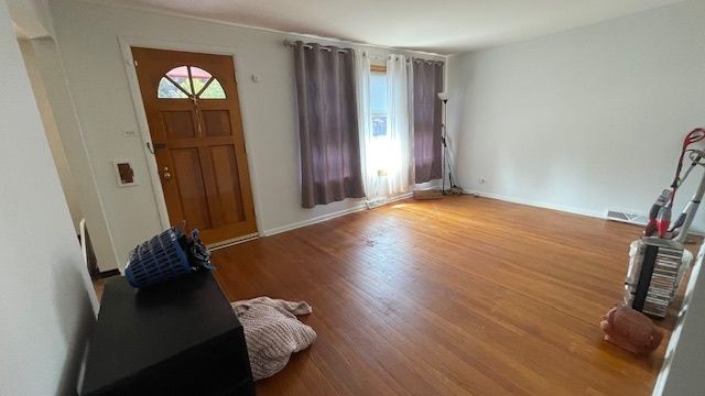 1345 S Cuyler Avenue, Berwyn, IL 60402