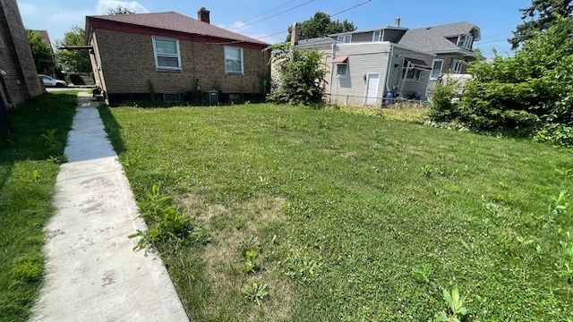 1345 S Cuyler Avenue, Berwyn, IL 60402