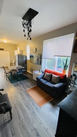 1538 S Millard Avenue 3R, Chicago, IL 60623