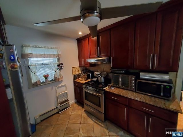 439 8th Street, Fairview, NJ 07022