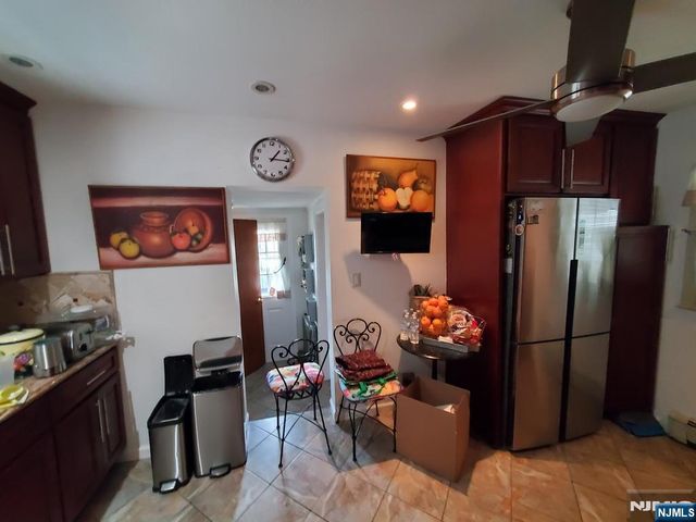 439 8th Street, Fairview, NJ 07022