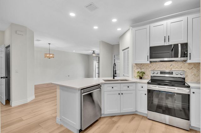 4709 SW 13th Court, Deerfield Beach, FL 33442