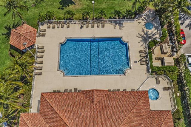 4709 SW 13th Court, Deerfield Beach, FL 33442