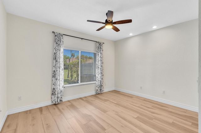 4709 SW 13th Court, Deerfield Beach, FL 33442