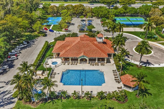 4709 SW 13th Court, Deerfield Beach, FL 33442