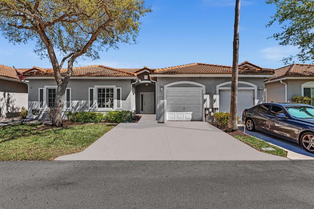 4709 SW 13th Court, Deerfield Beach, FL 33442