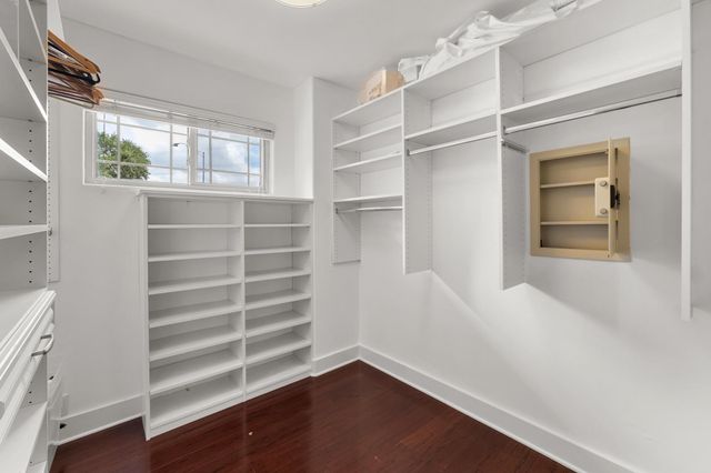 1800 Northwood RD, Austin, TX 78703