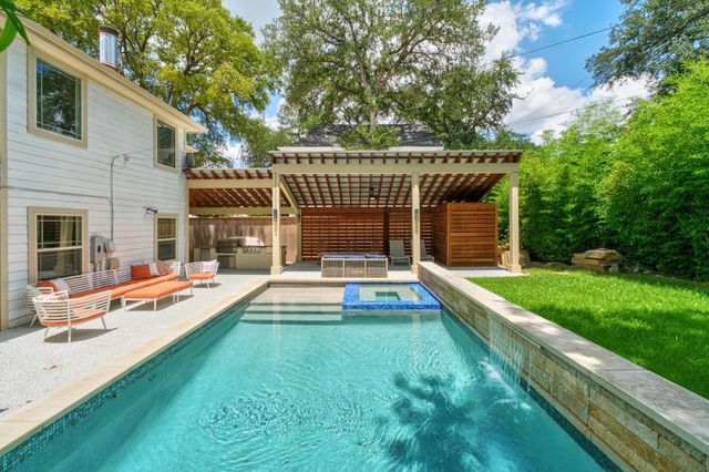 1800 Northwood RD, Austin, TX 78703