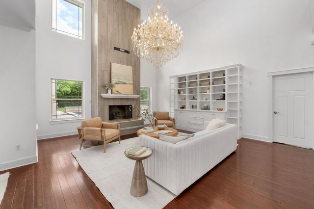 1800 Northwood RD, Austin, TX 78703