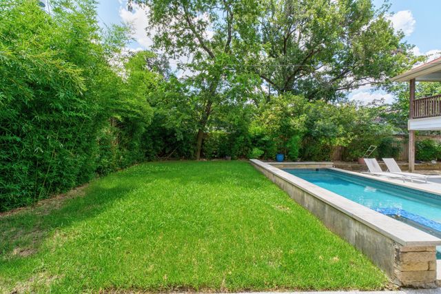 1800 Northwood RD, Austin, TX 78703