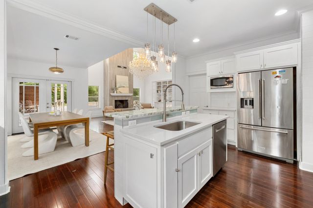 1800 Northwood RD, Austin, TX 78703