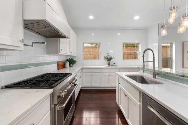 1800 Northwood RD, Austin, TX 78703